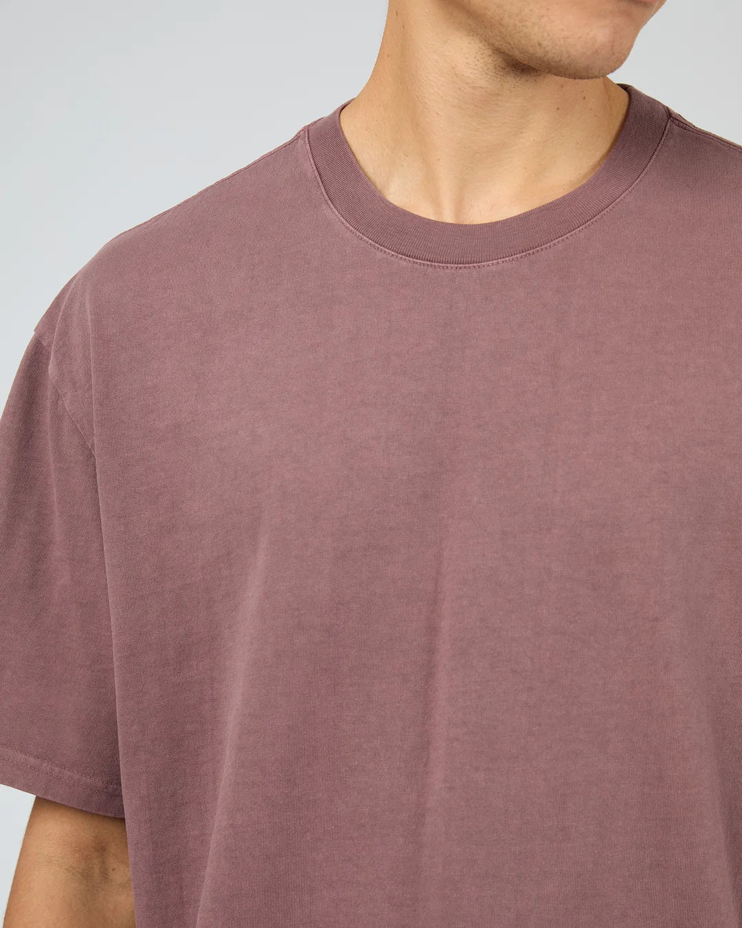 Silent Theory Essential Fit Tee | Vino