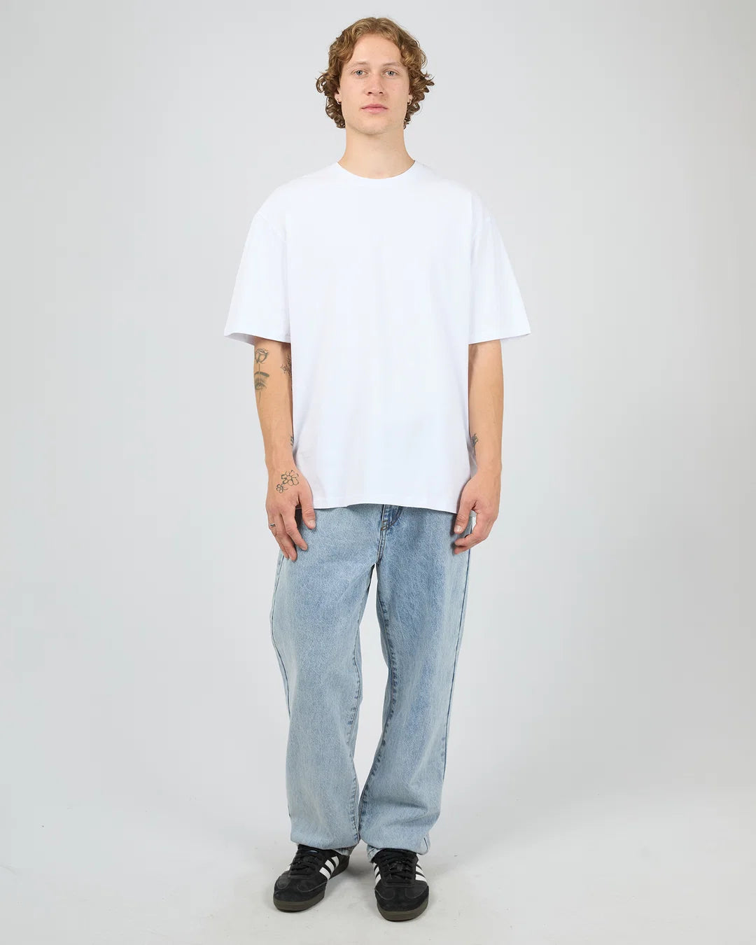 Silent Theory Essential Fit Tee | White
