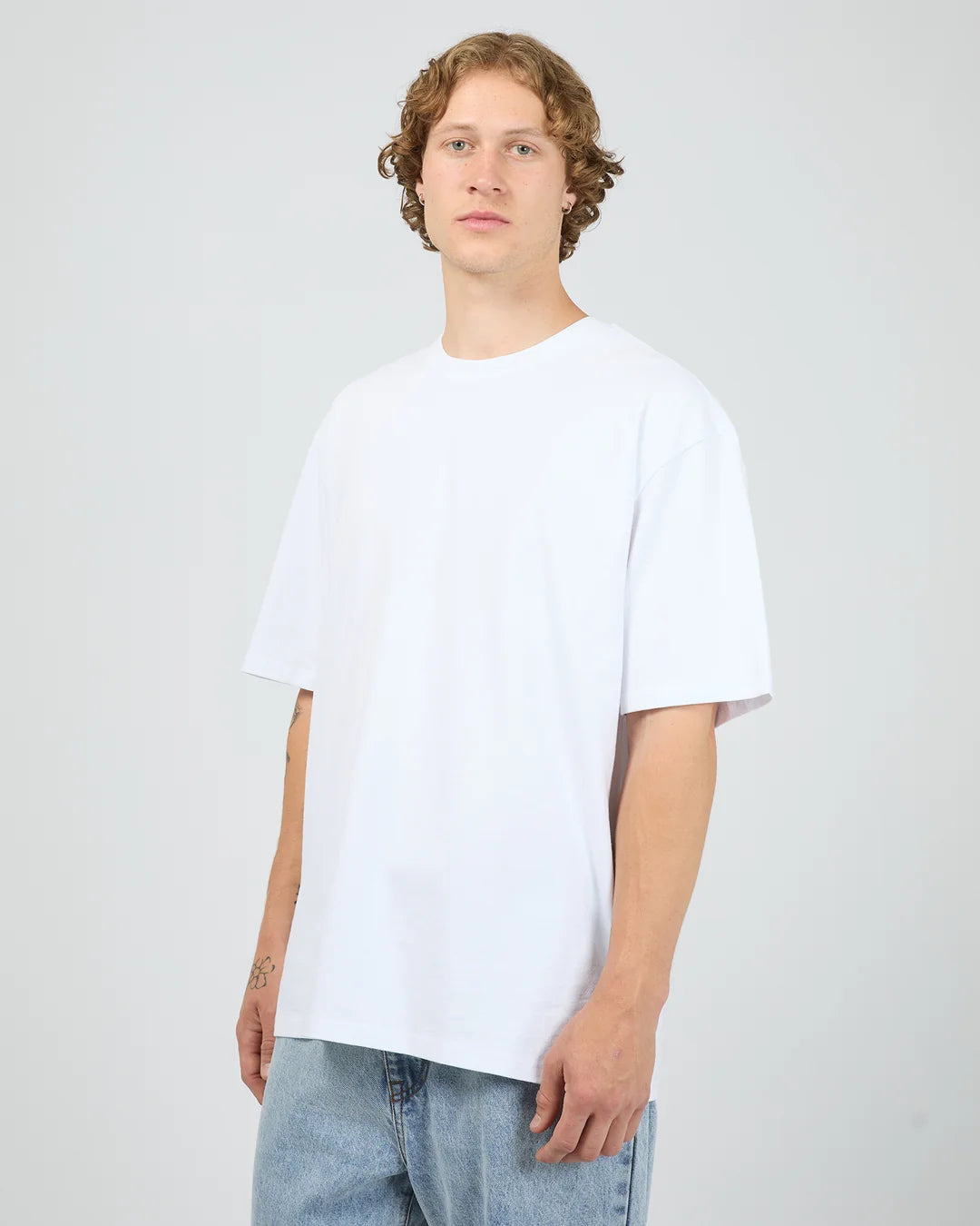 Silent Theory Essential Fit Tee | White