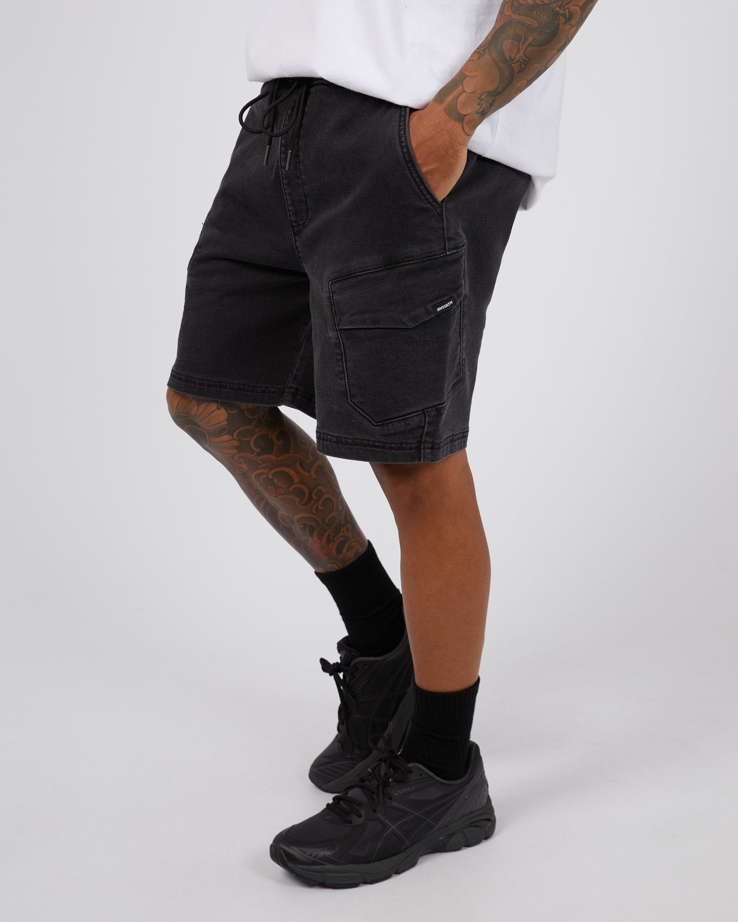 ST GOLIATH GULLY CARGO SHORT WASHED BLACK