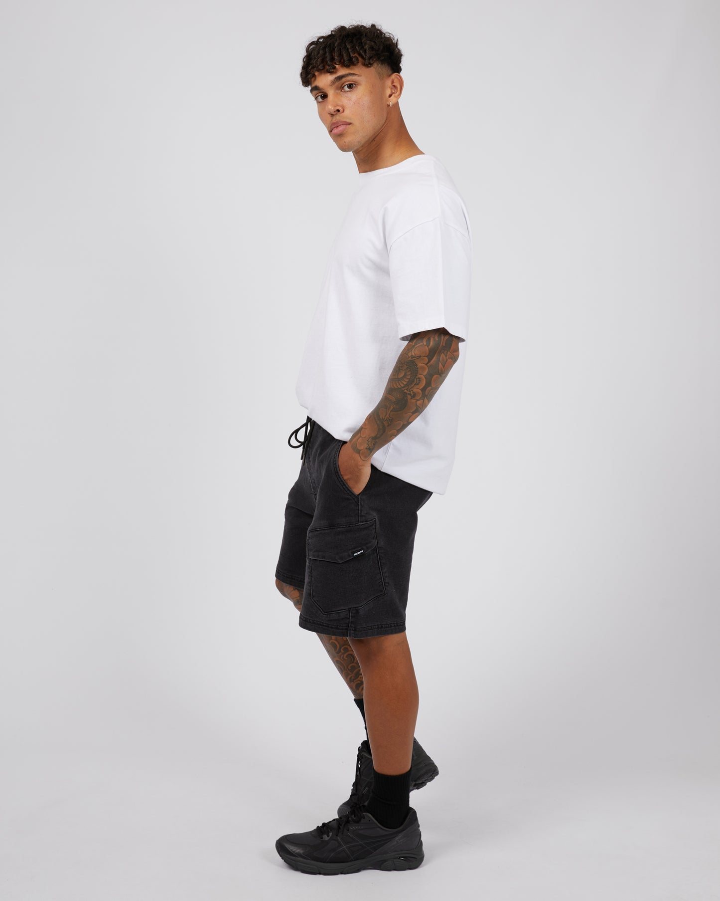 ST GOLIATH GULLY CARGO SHORT WASHED BLACK