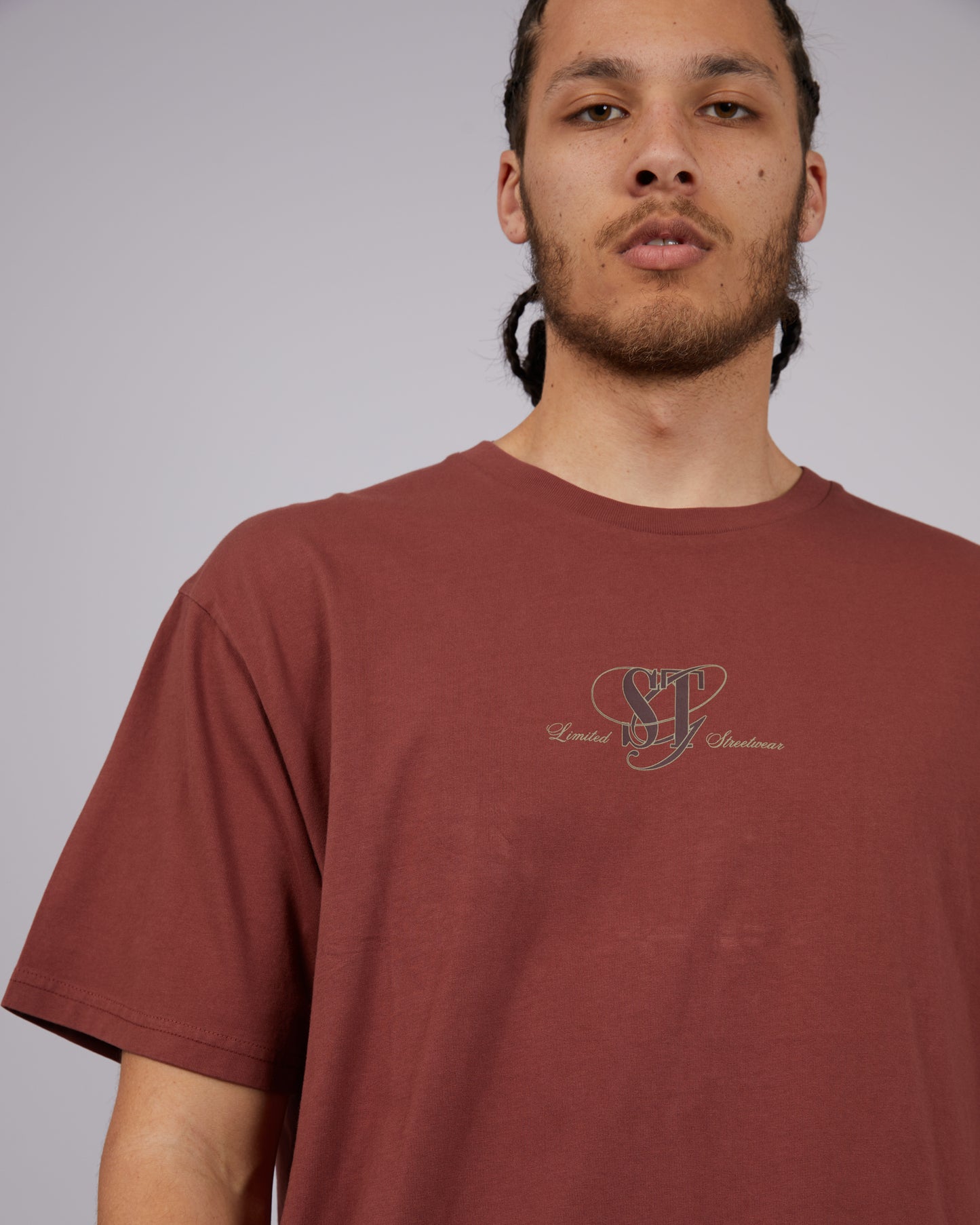 ST GOLIATH LOOPED TEE MAHOGANY