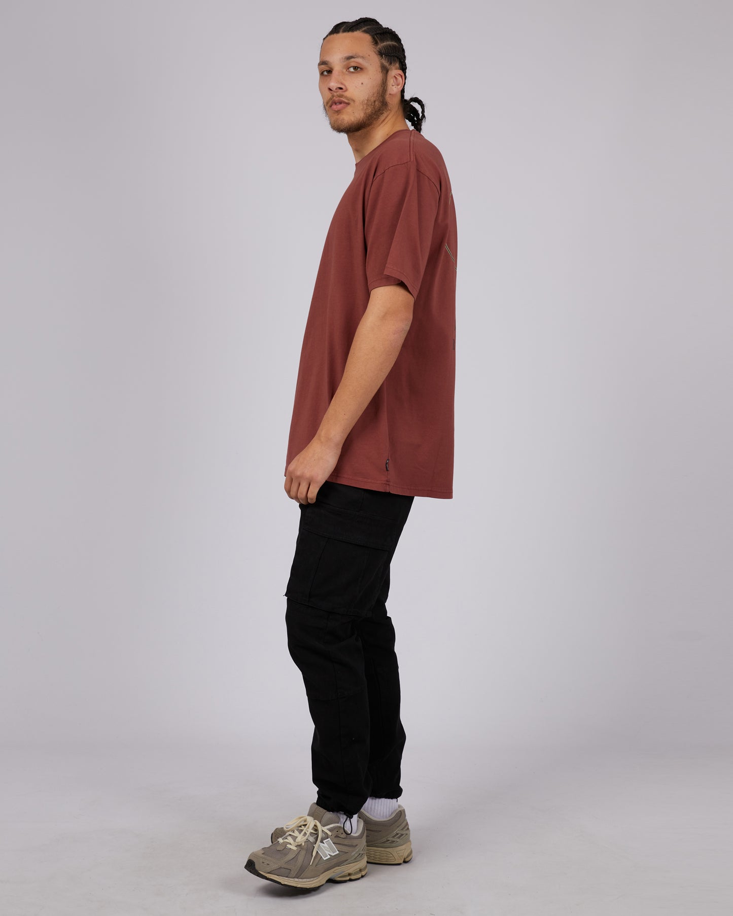 ST GOLIATH LOOPED TEE MAHOGANY