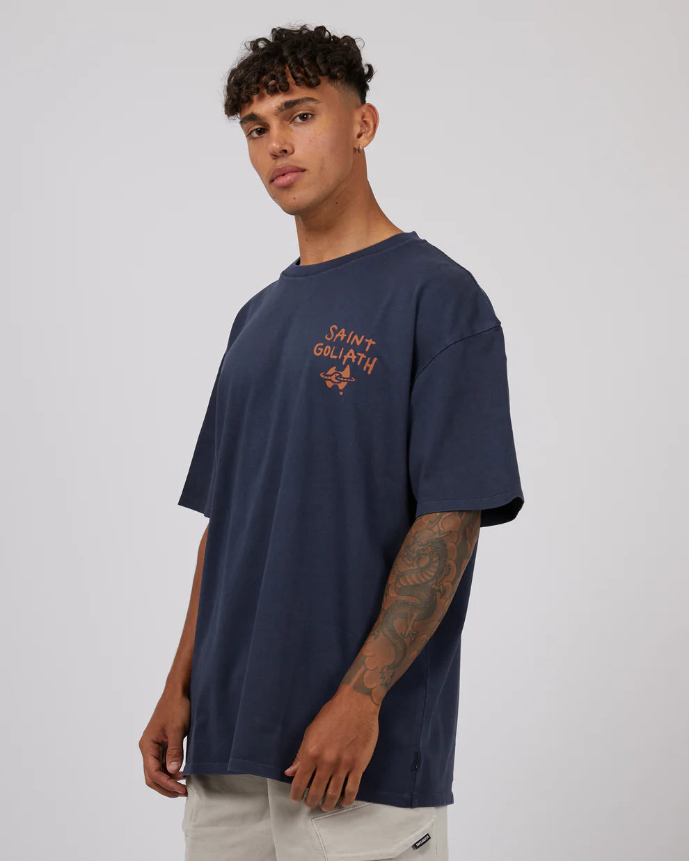 ST GOLIATH DEADLY TEE NAVY