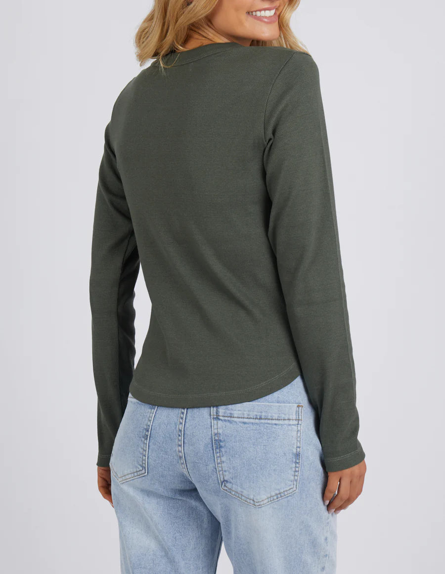 FOXWOOD SCOOP LONG SLEEVE RIB TEE KHAKI