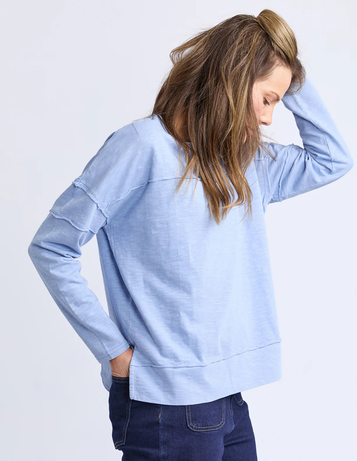 Foxwood Jayne Throw On Top | Light Blue