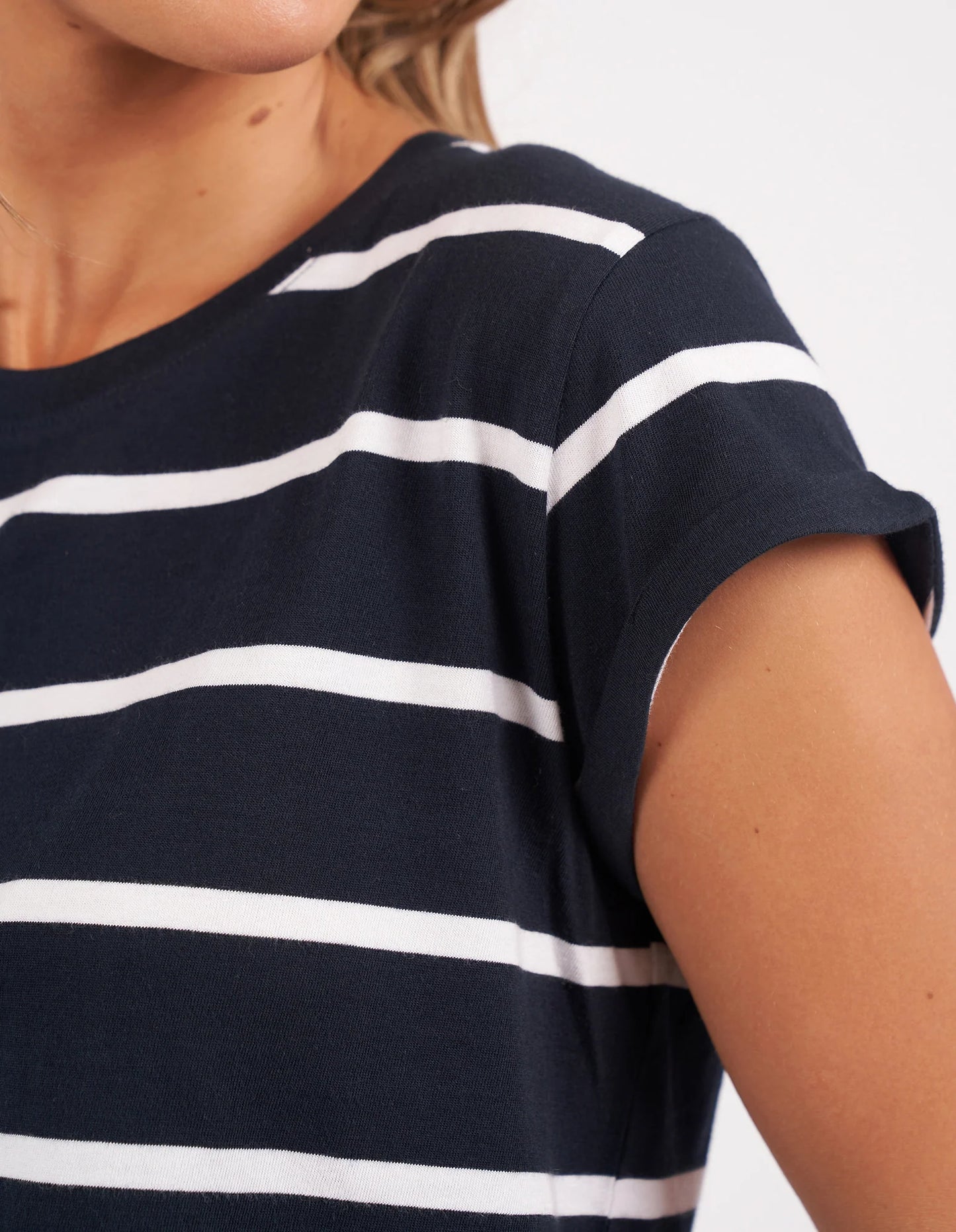 FOXWOOD MANLY STRIPE TEE NAVY