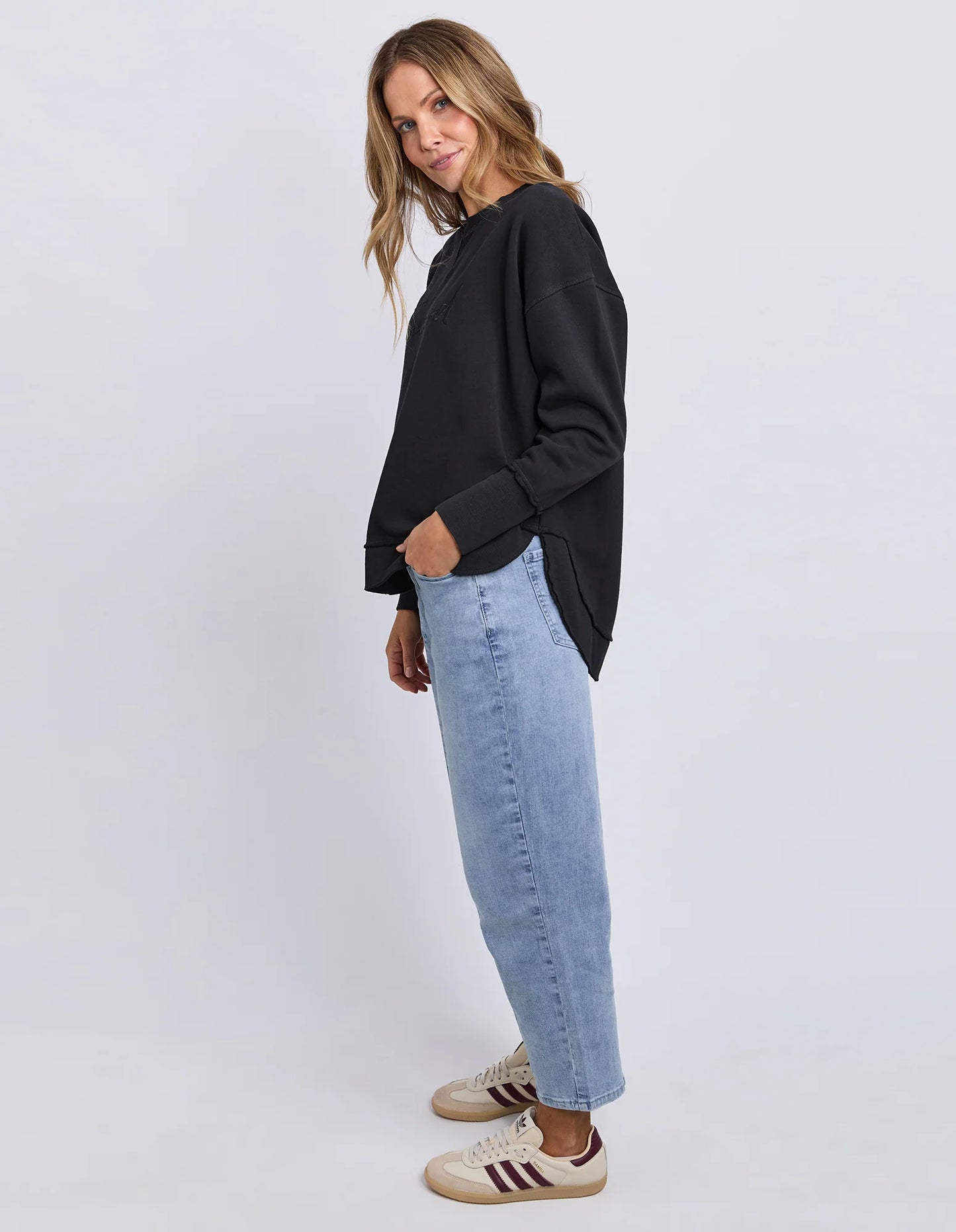 Foxwood Signature Crew | Washed Black