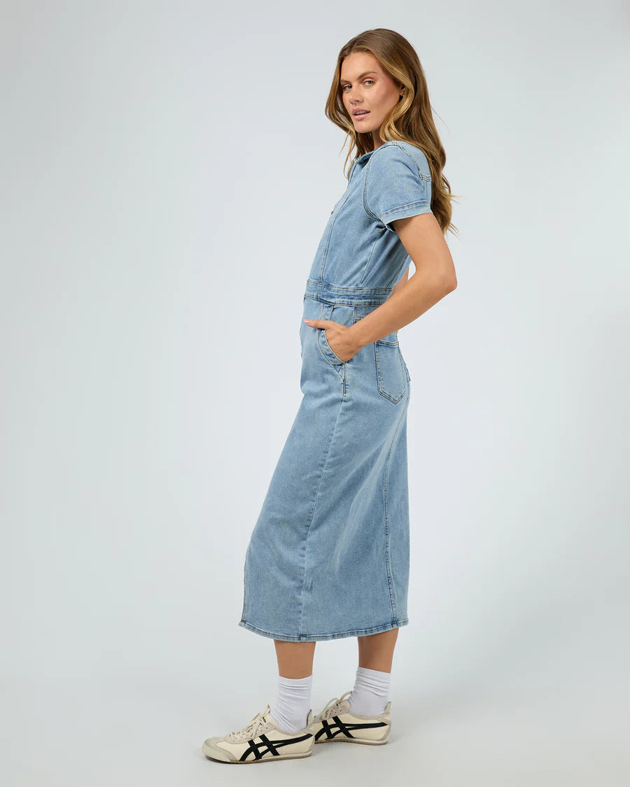 SILENT THEORY BOSTON MIDI DRESS LIGHT BLUE