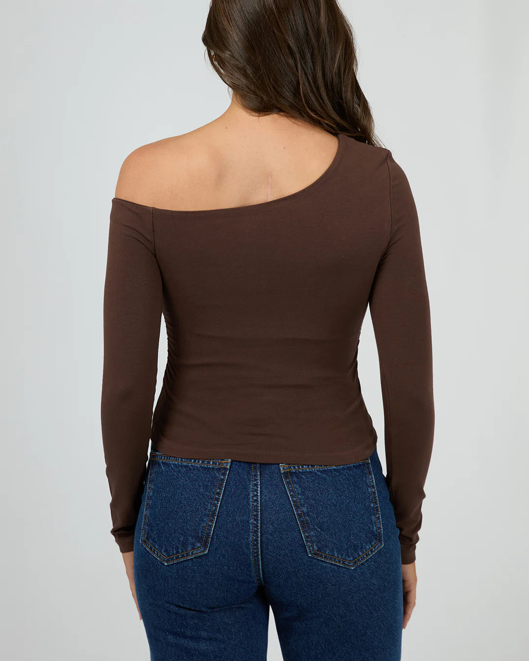 SILENT THEORY EVIE RUCHED LONG SLEEVE CHOCOLATE