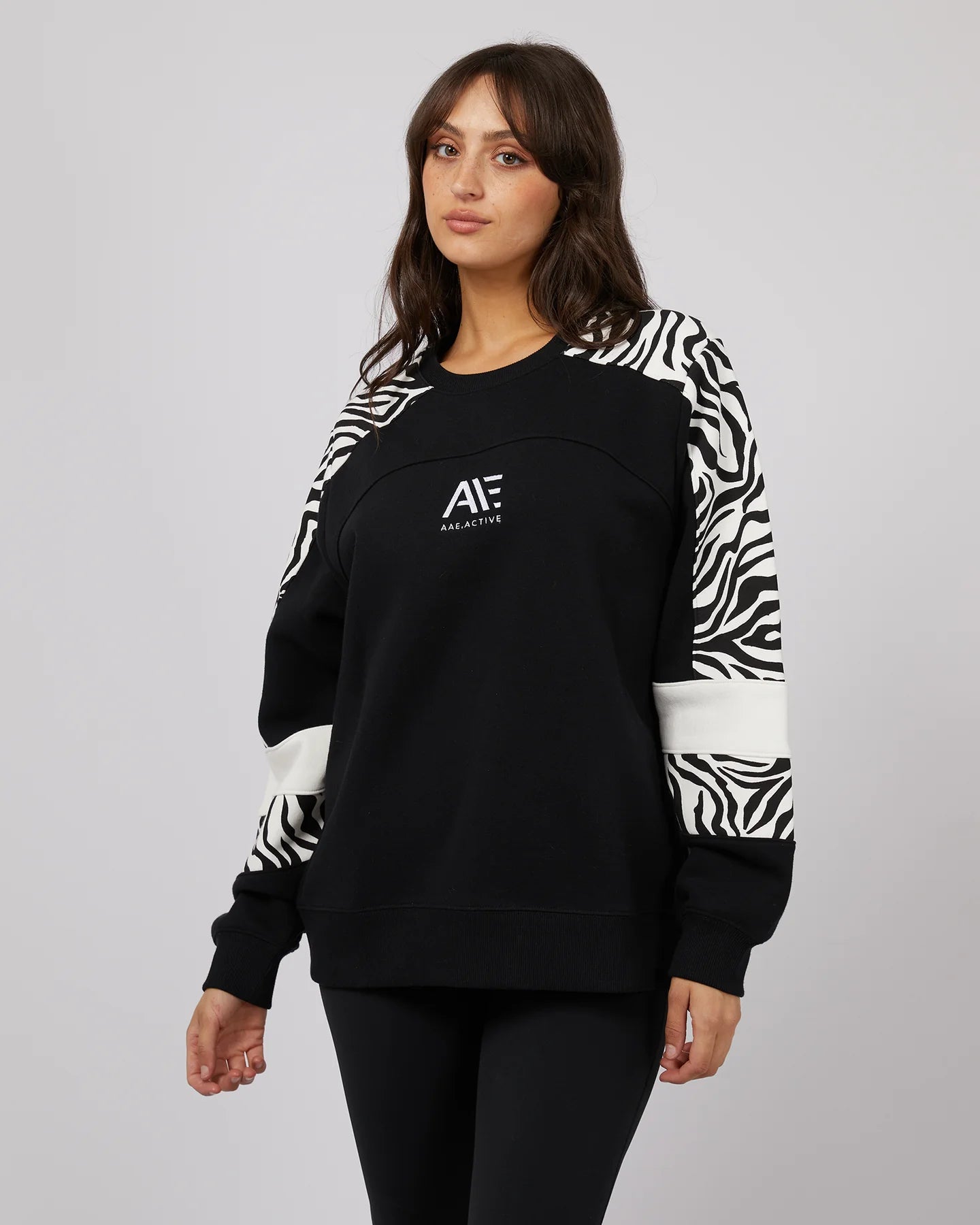 ALL ABOUT EVE PARKER PANELLED CREW BLACK