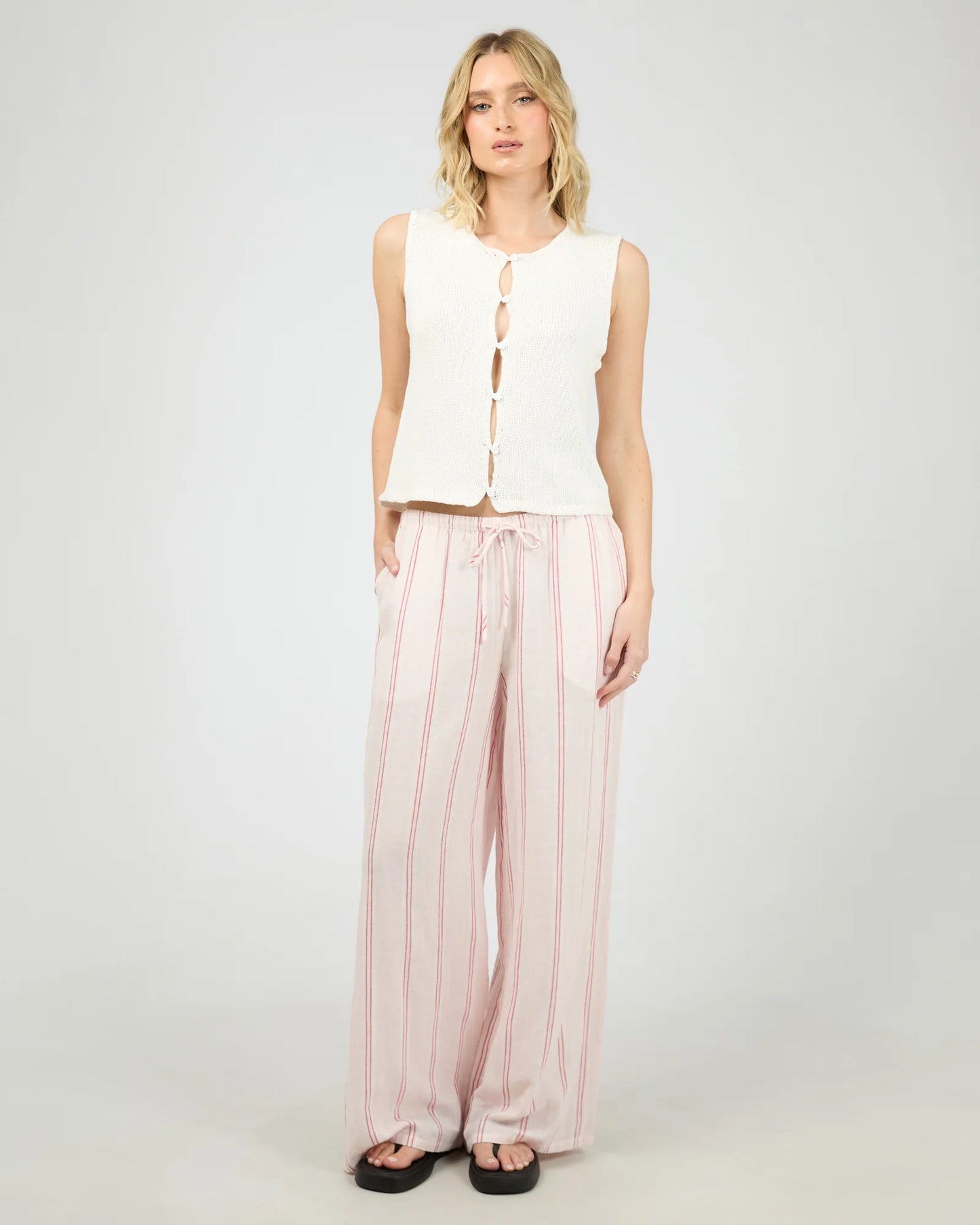 ALL ABOUT EVE ADDIE KNIT TOP VINTAGE WHITE