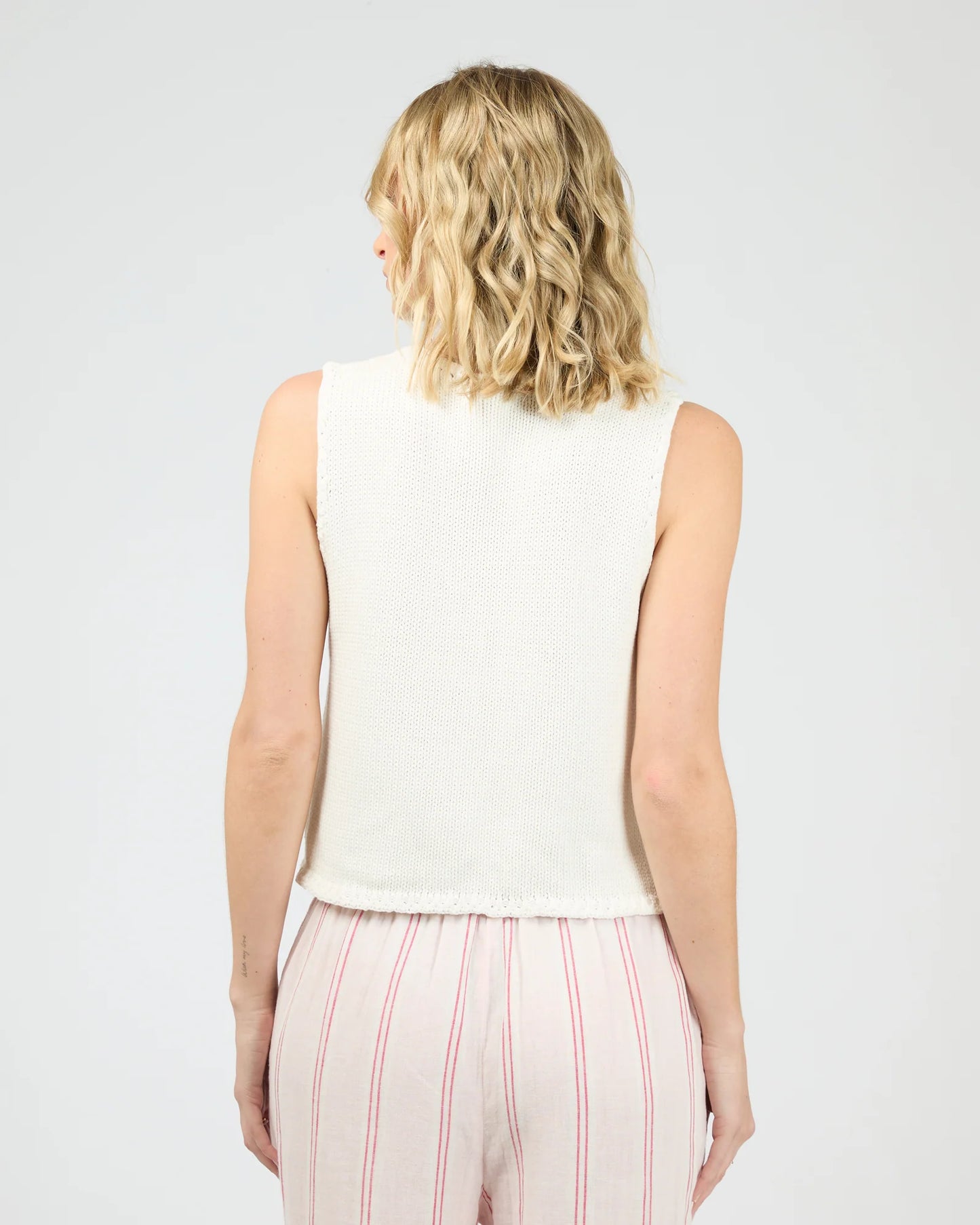 ALL ABOUT EVE ADDIE KNIT TOP VINTAGE WHITE