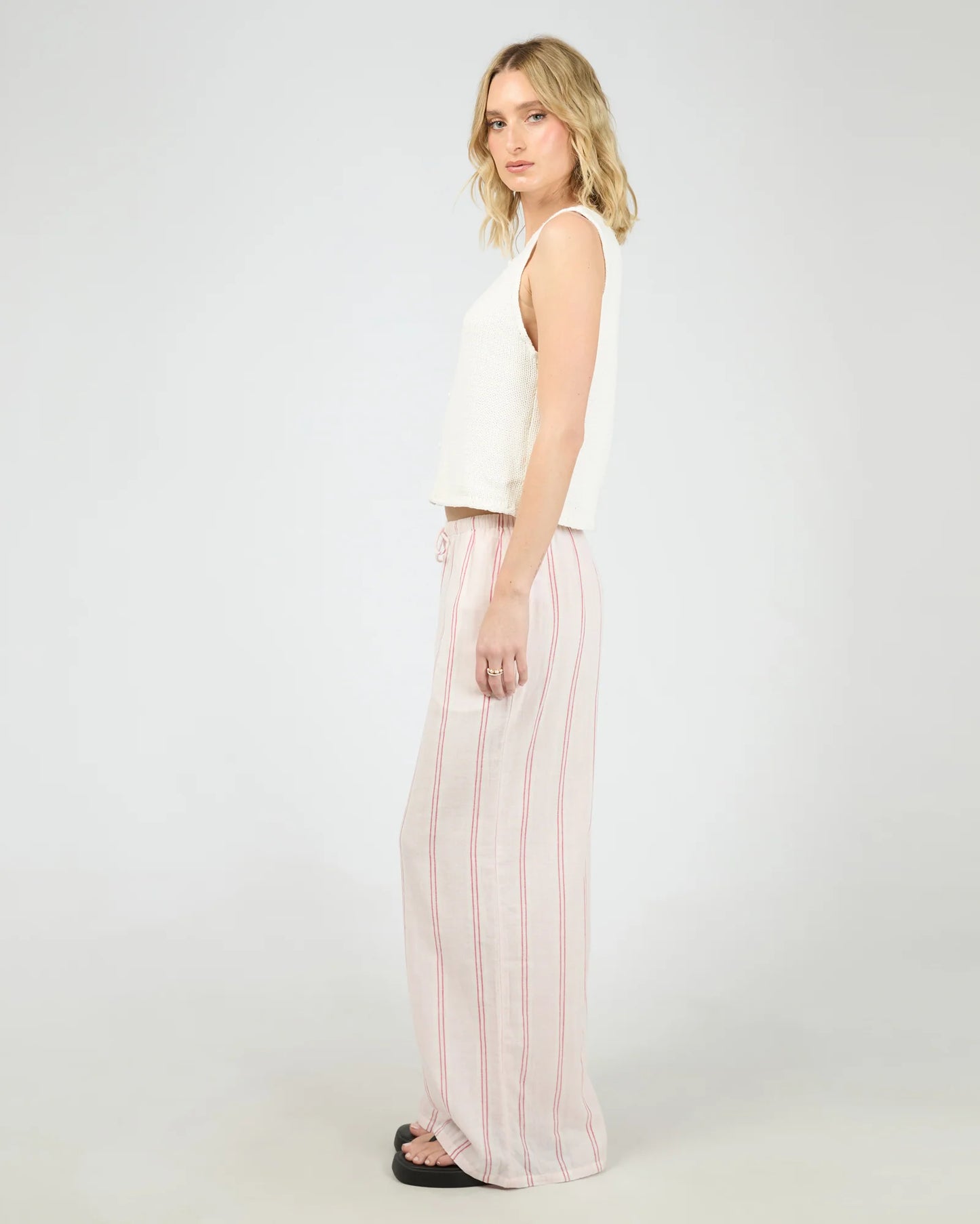 ALL ABOUT EVE ADDIE KNIT TOP VINTAGE WHITE