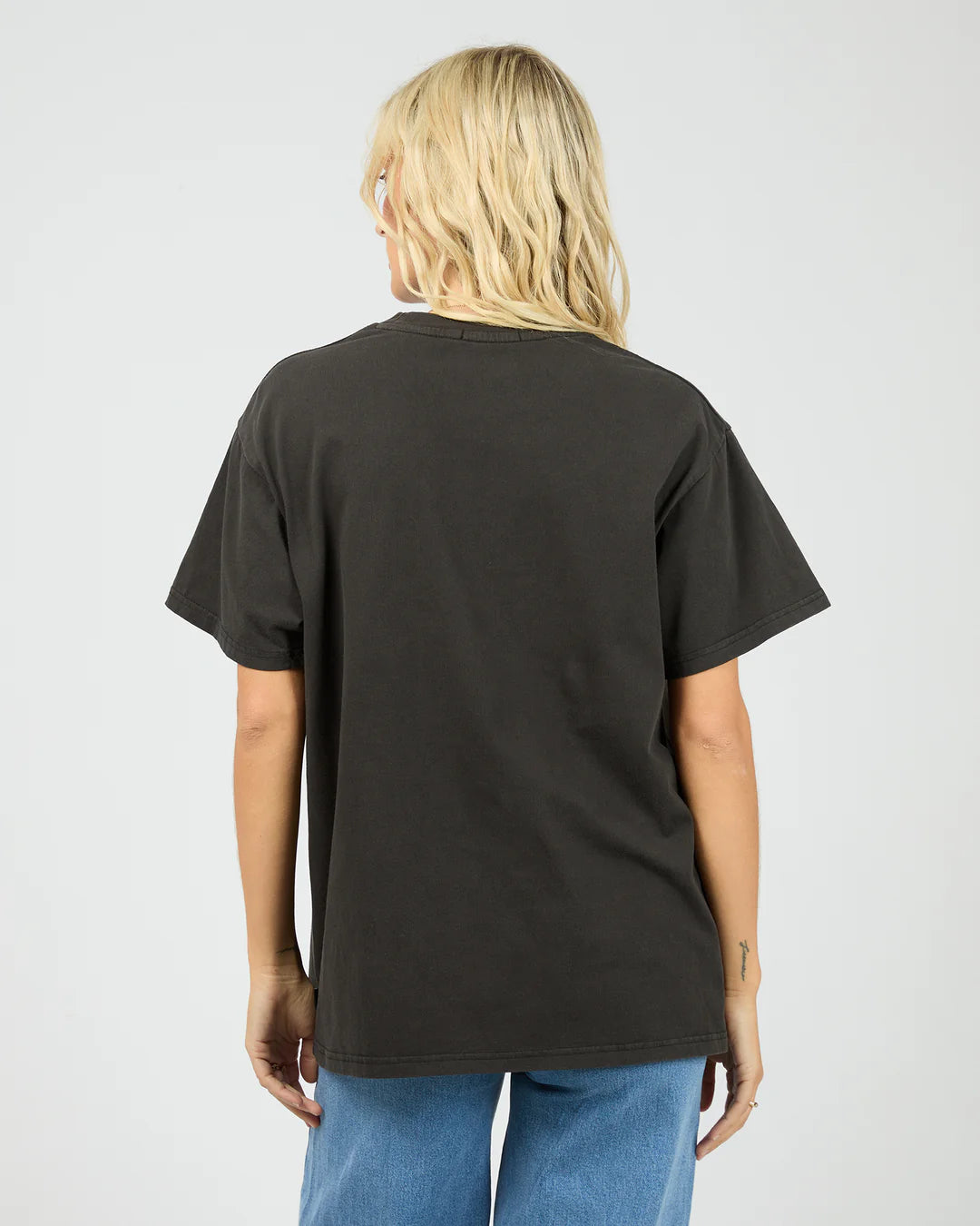ALL ABOUT EVE MONTANA RELAXED TEE WASHED BLACK