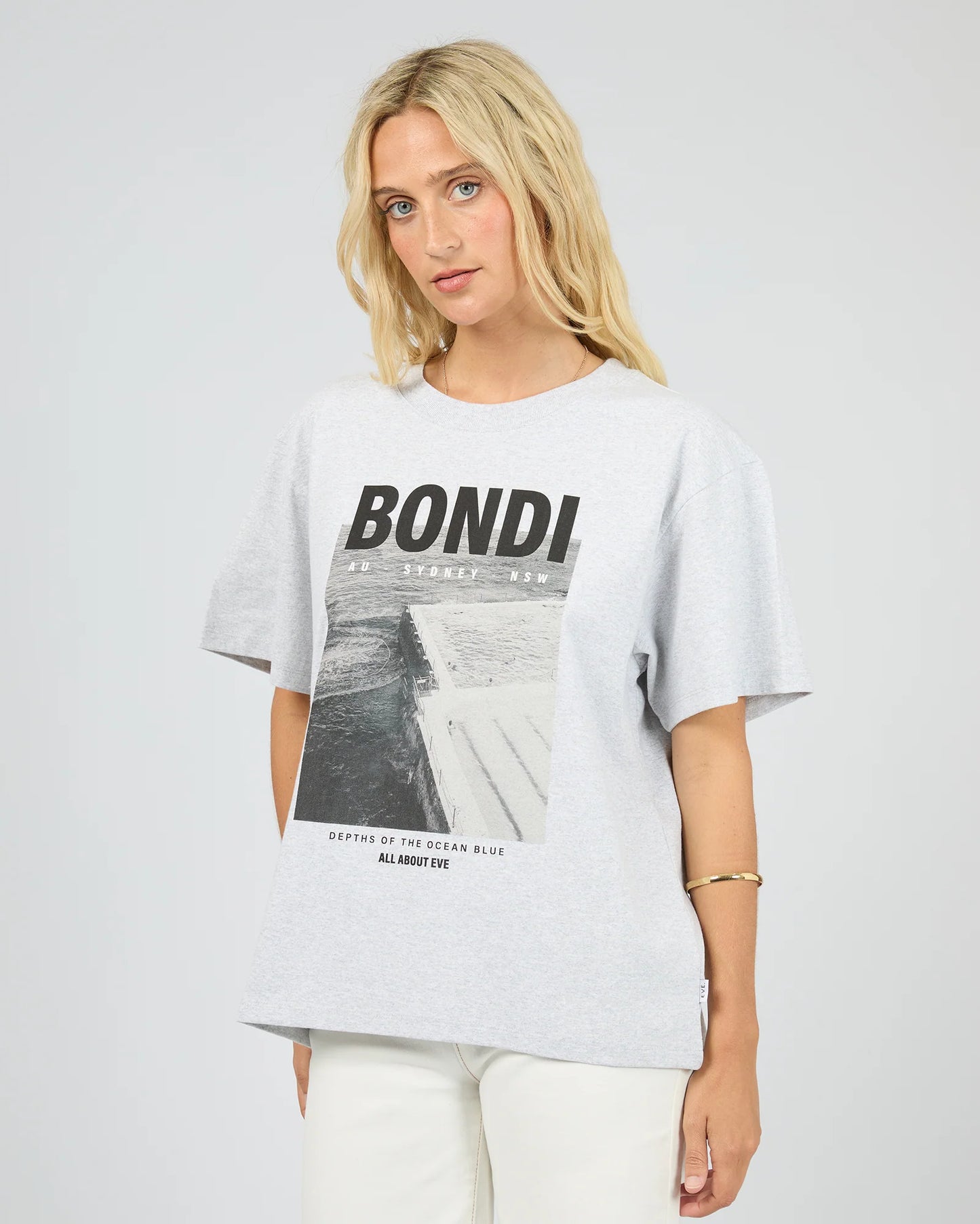 All About Eve Bondi Box Tee Snow Marle