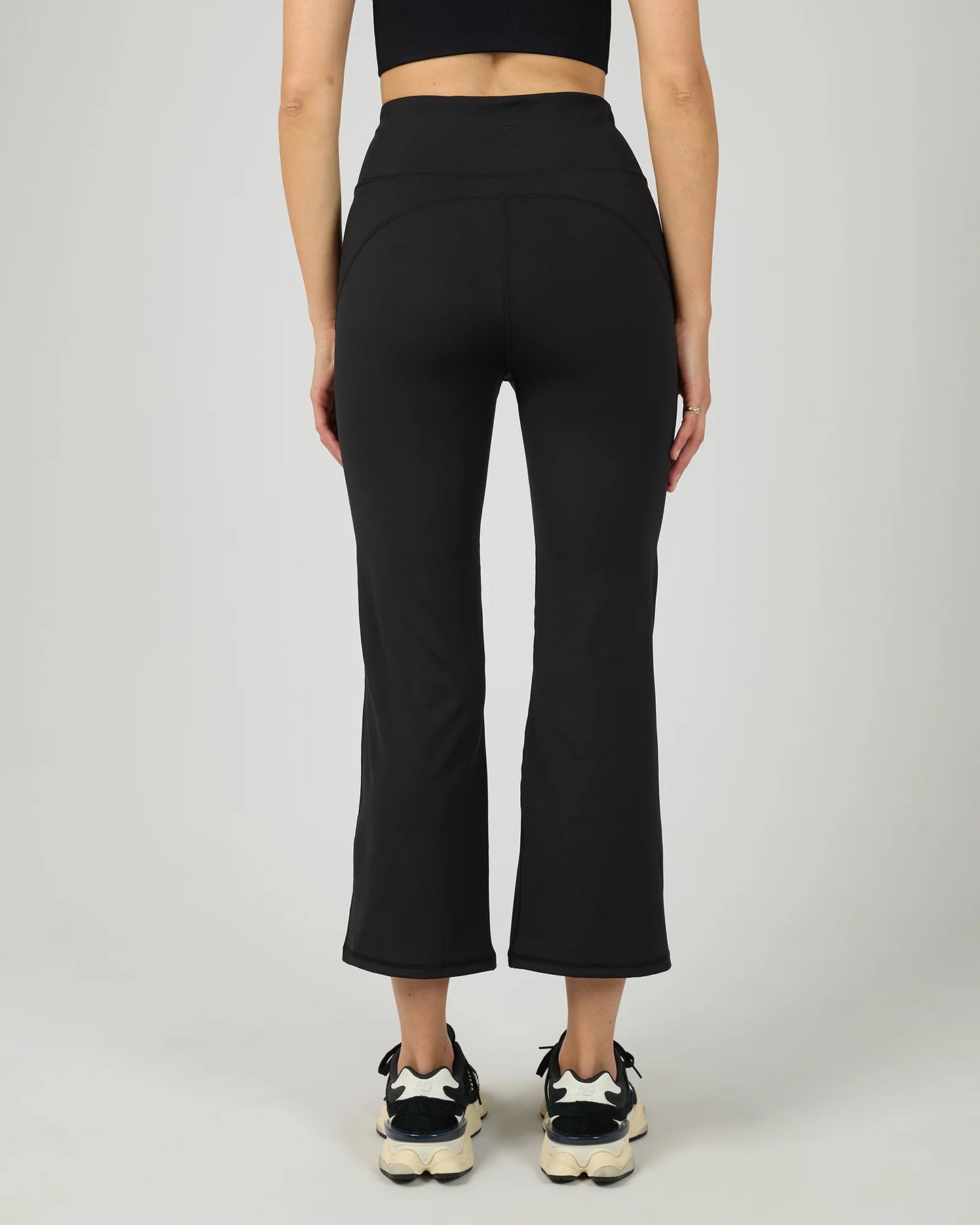 All About Eve Active Studio Crop Flare | Black