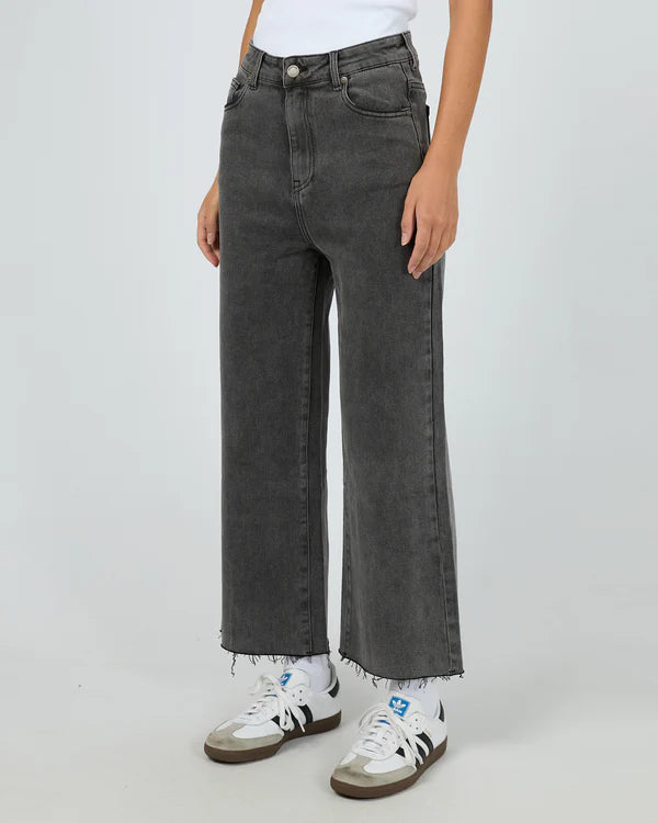All About Eve Charlie High Rise Jean | Washed Back