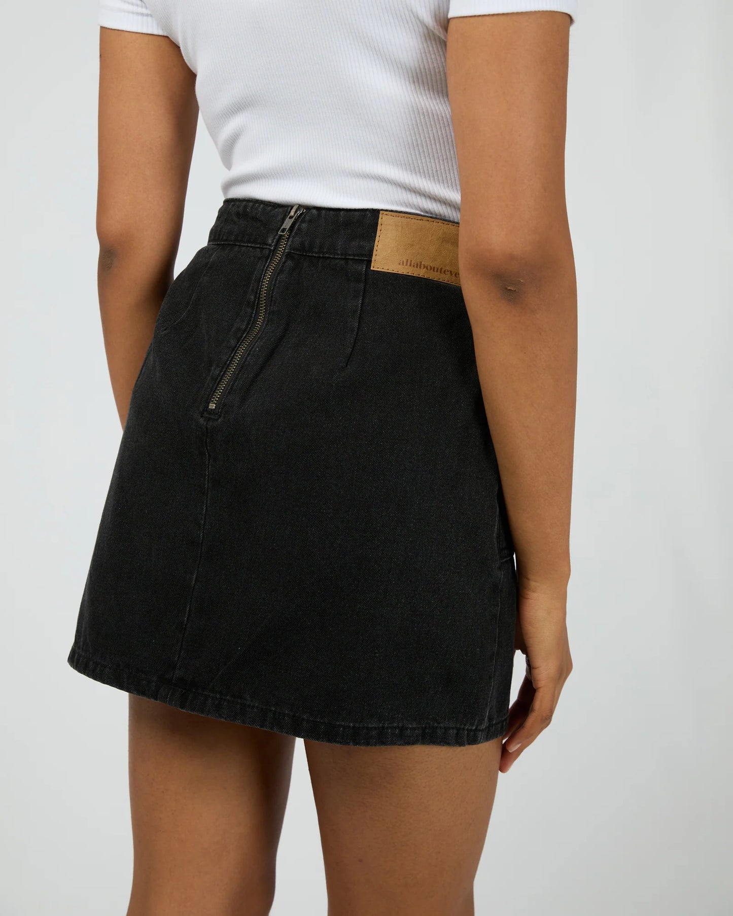 ALL ABOUT EVE BECCA SKIRT WASHED BLACK