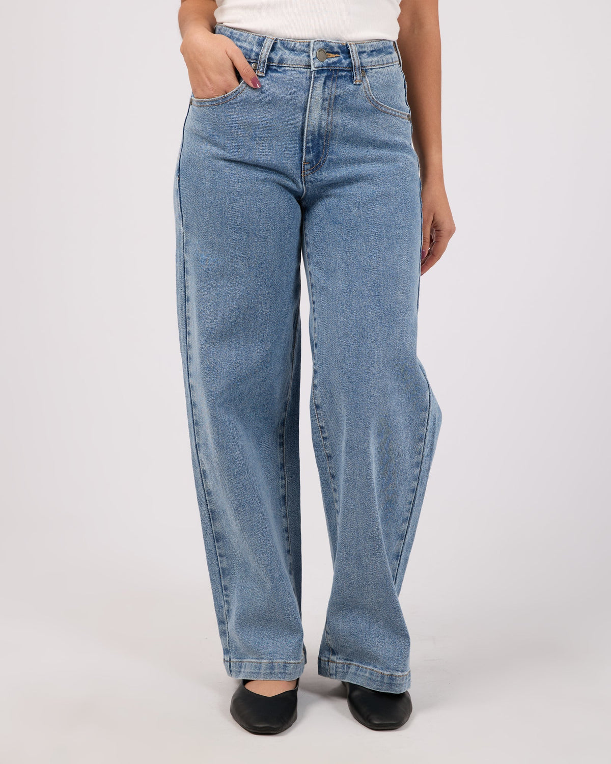 All About Eve Jacqui Wide Leg Petite Jean | Light Blue