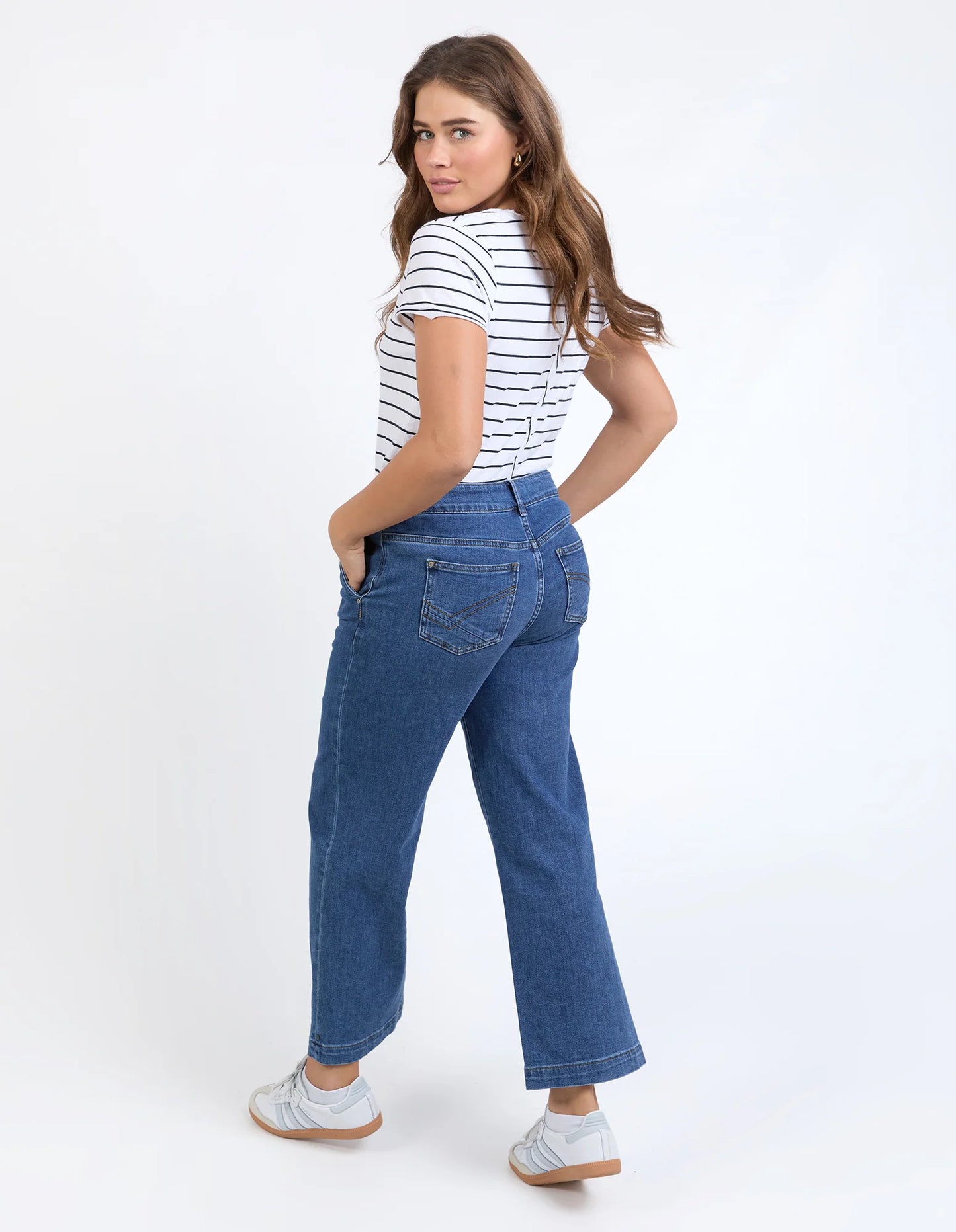 Elm Izzy Wide Leg Jean | Dark Blue Wash