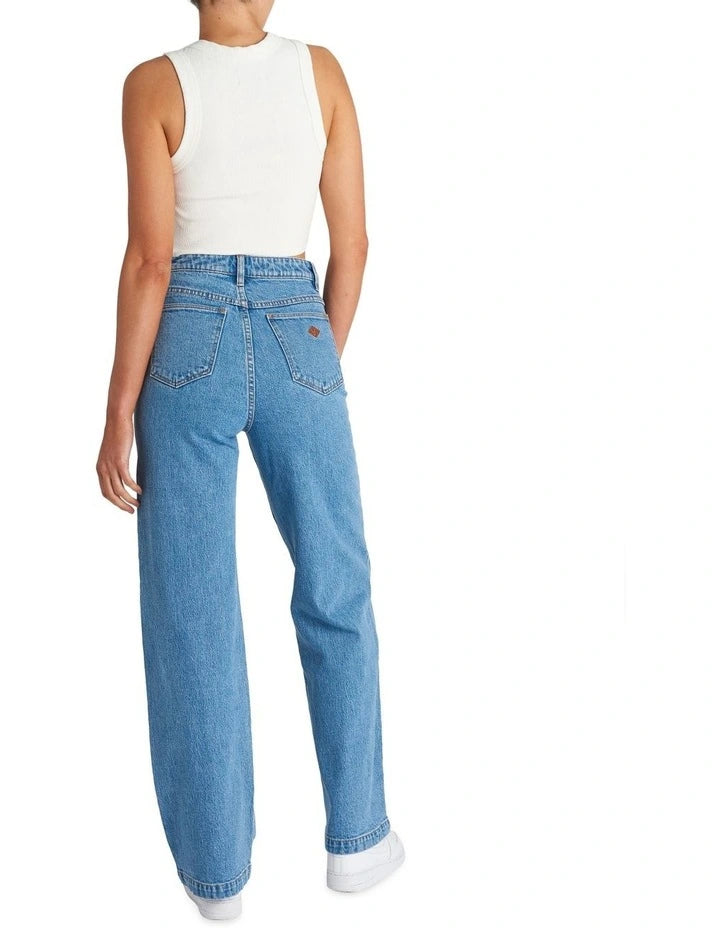 Abrand 94 High & Wide Full Length | Debbie