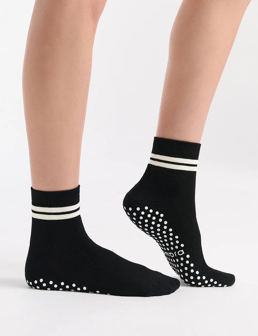 Ambra Grip Crew Sock | Black