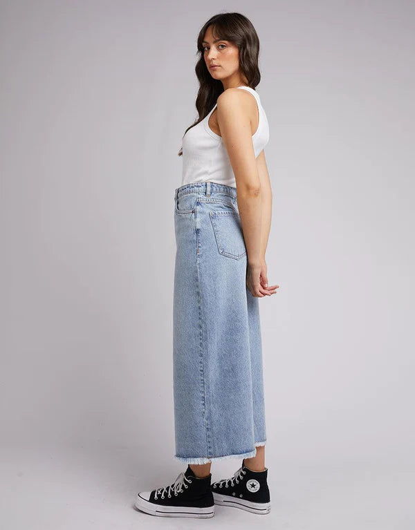 ALL ABOUT EVE RAY MAXI SKIRT LIGHT BLUE