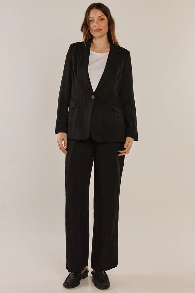 Betty Basics Sutton Blazer | Black