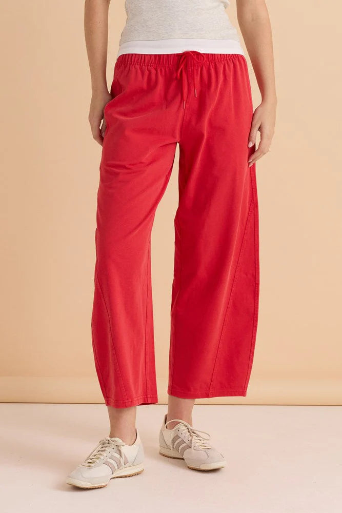 Betty Basics Barrel Leg Sweatpants | Red