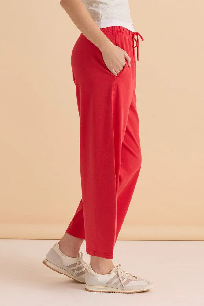 Betty Basics Barrel Leg Sweatpants | Red