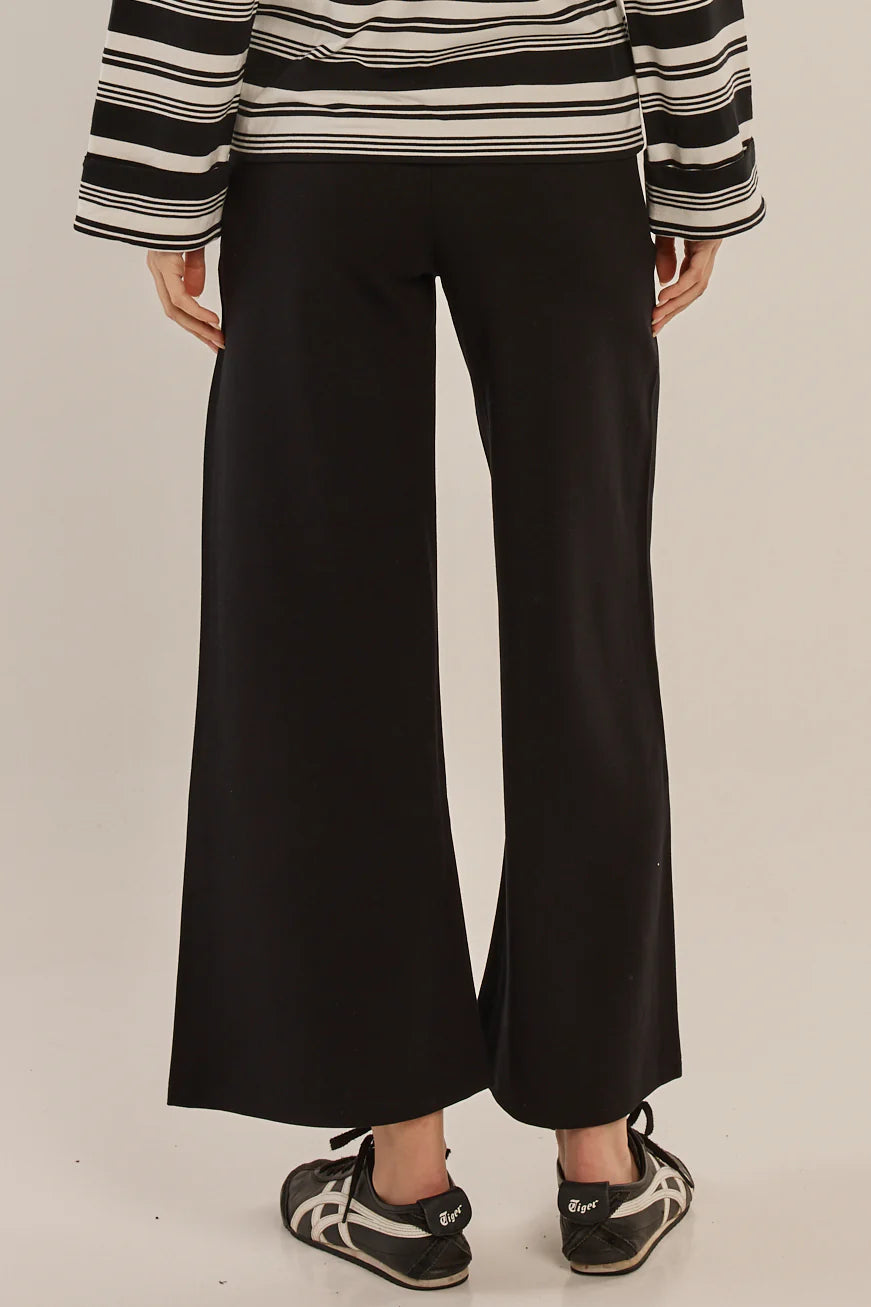 Betty Basics Wynn Wide Leg Ponte Pant | Black