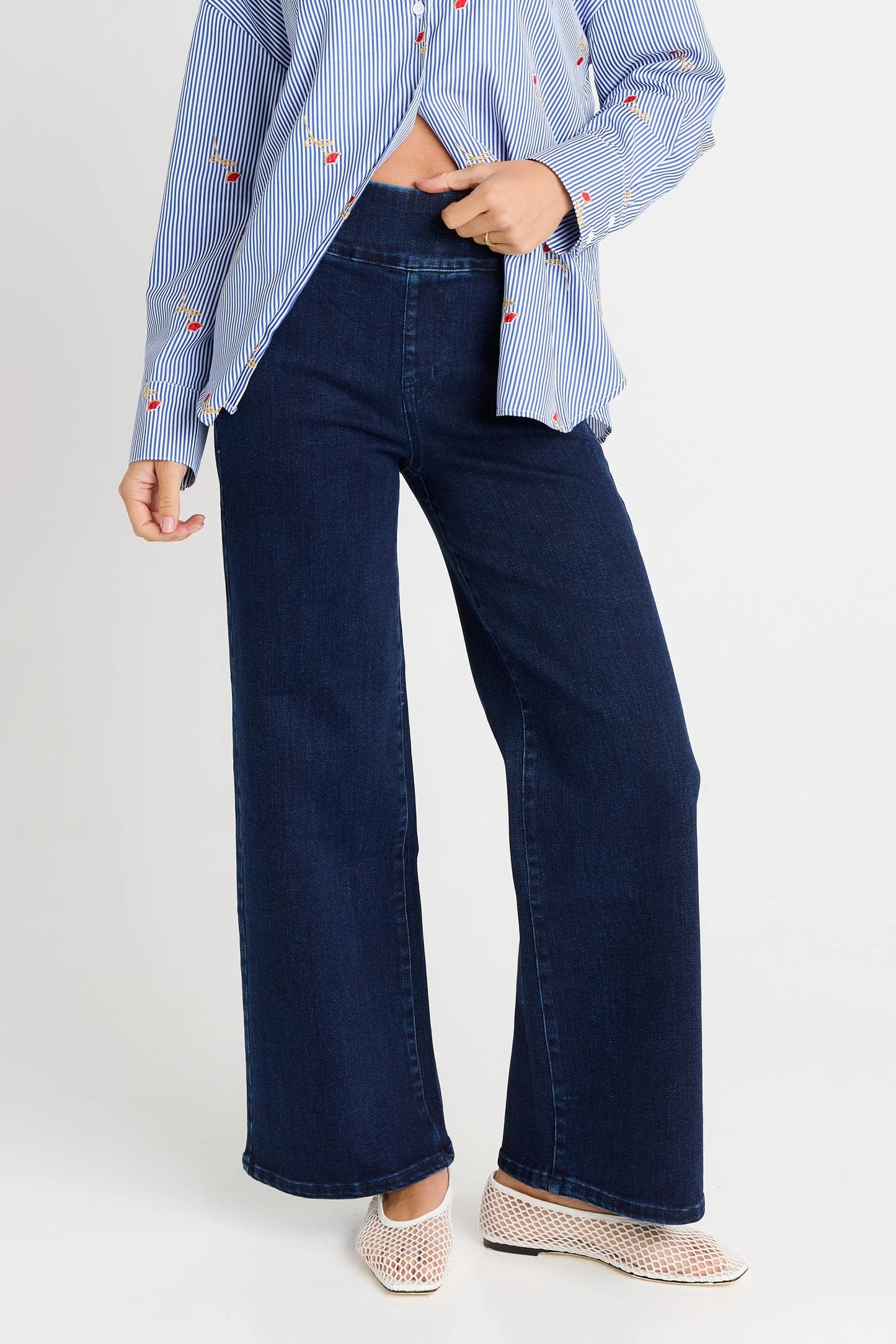 Betty Basics Straight Stretch Jean | Indy Blue