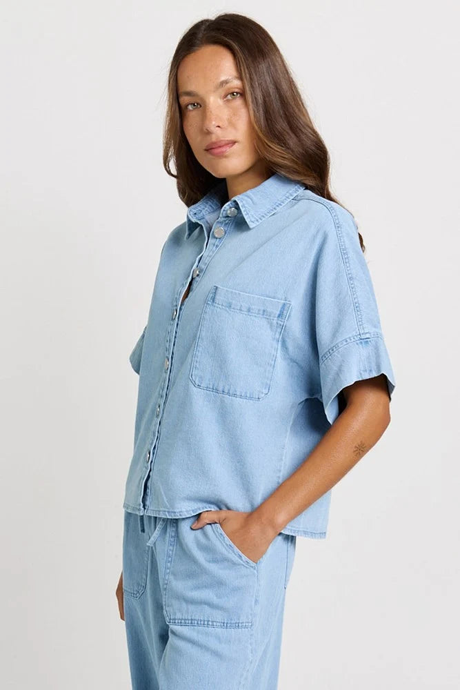 Betty Basics Dawn Denim Shirt | Medium Wash