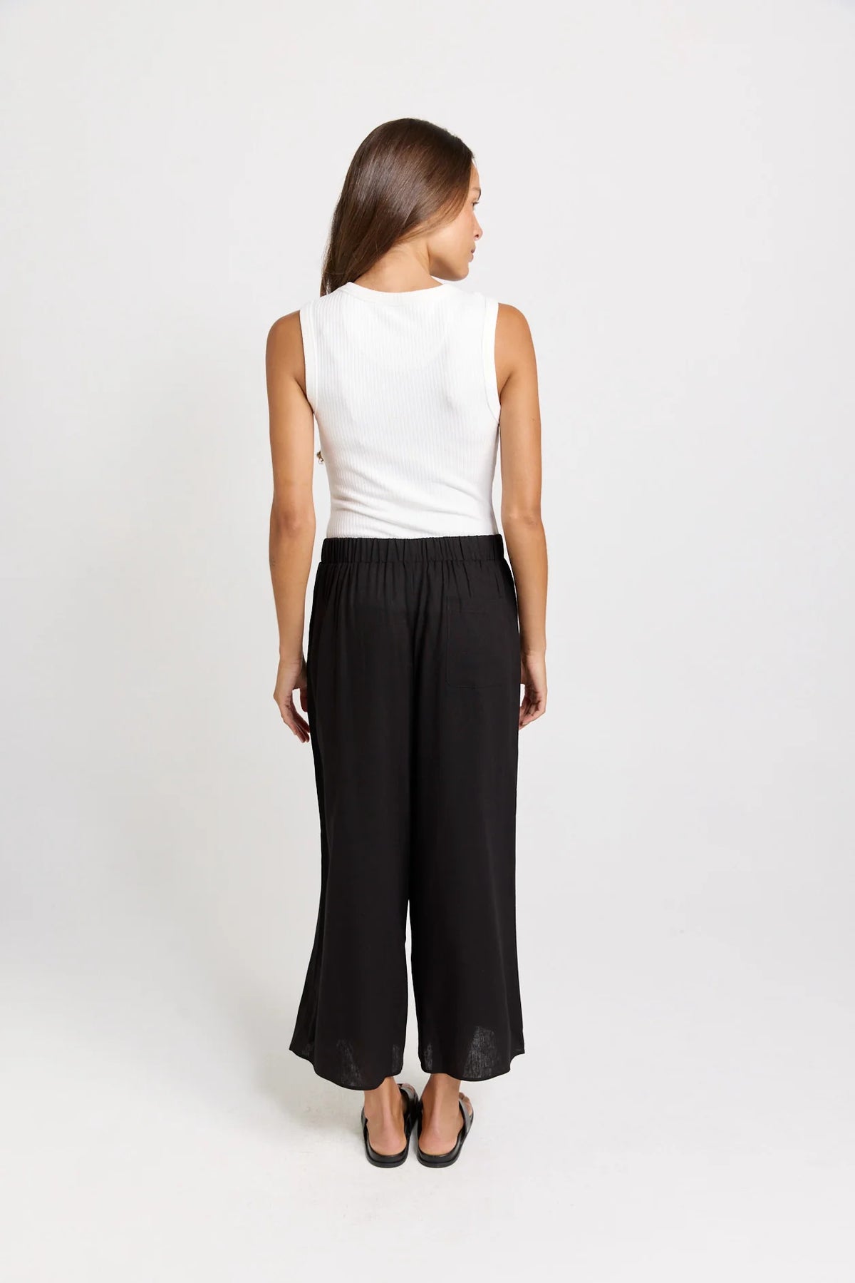 Betty Basics Bella Crop Pant | Black