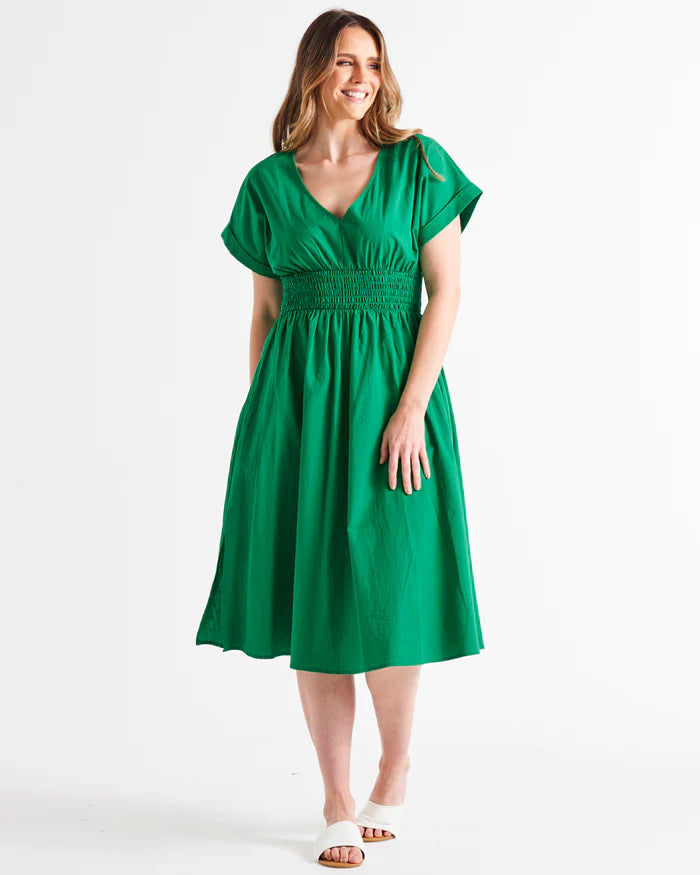 BETTY BASICS CARRIE DRESS HOLLY GREEN