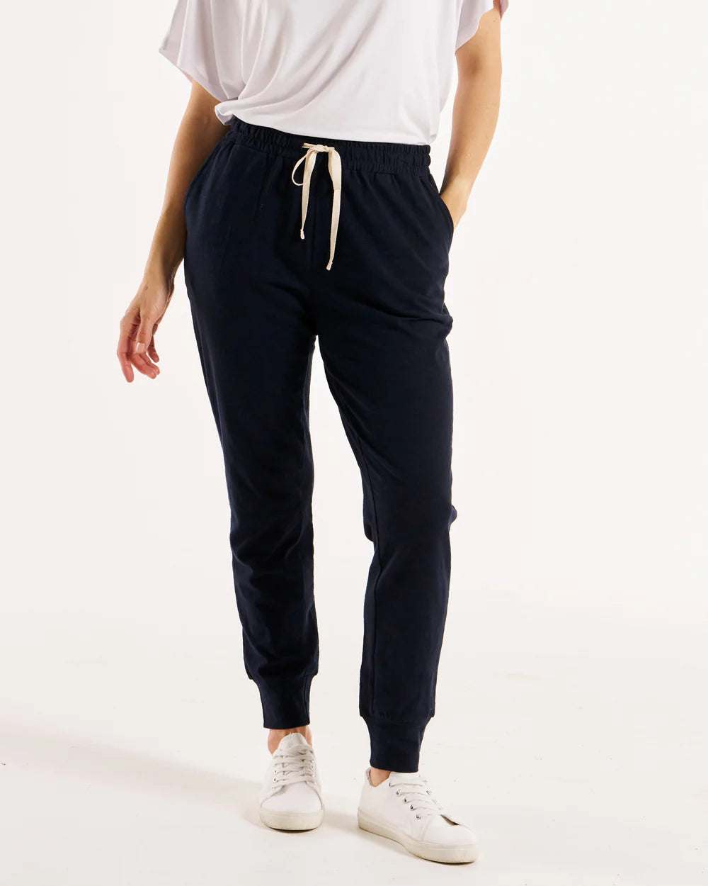 BETTY BASICS BONDI JOGGER HUSKY BLUE