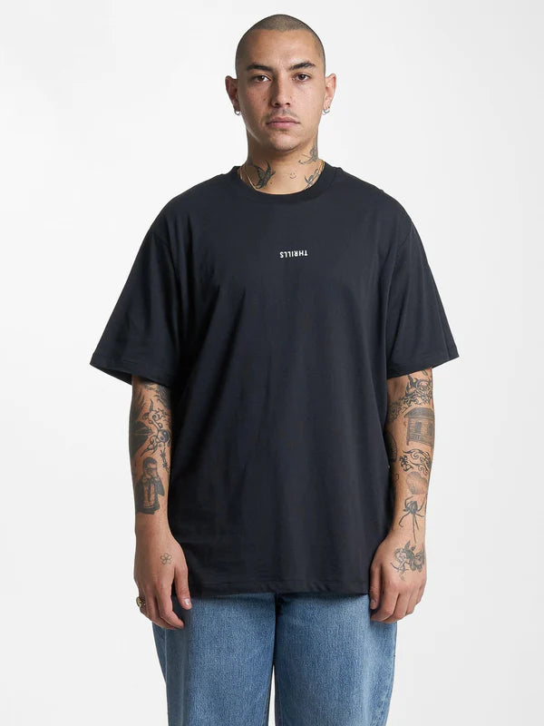 THRILLS MINIMAL THRILLS MERCH FIT TEE WASHED BLACK