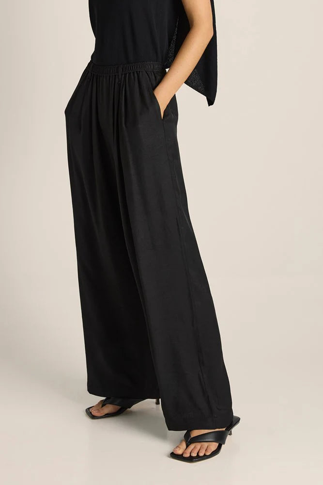 Fate+Becker Gianna Acetate Pant | Black