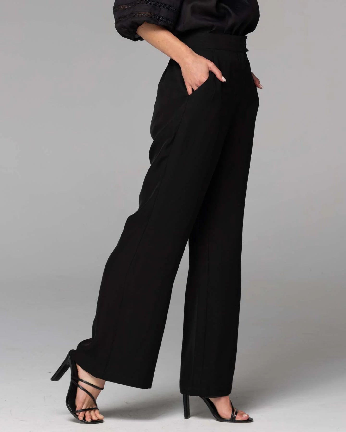 FATE+BECKER HEART & SOUL FLARE PANT BLACK