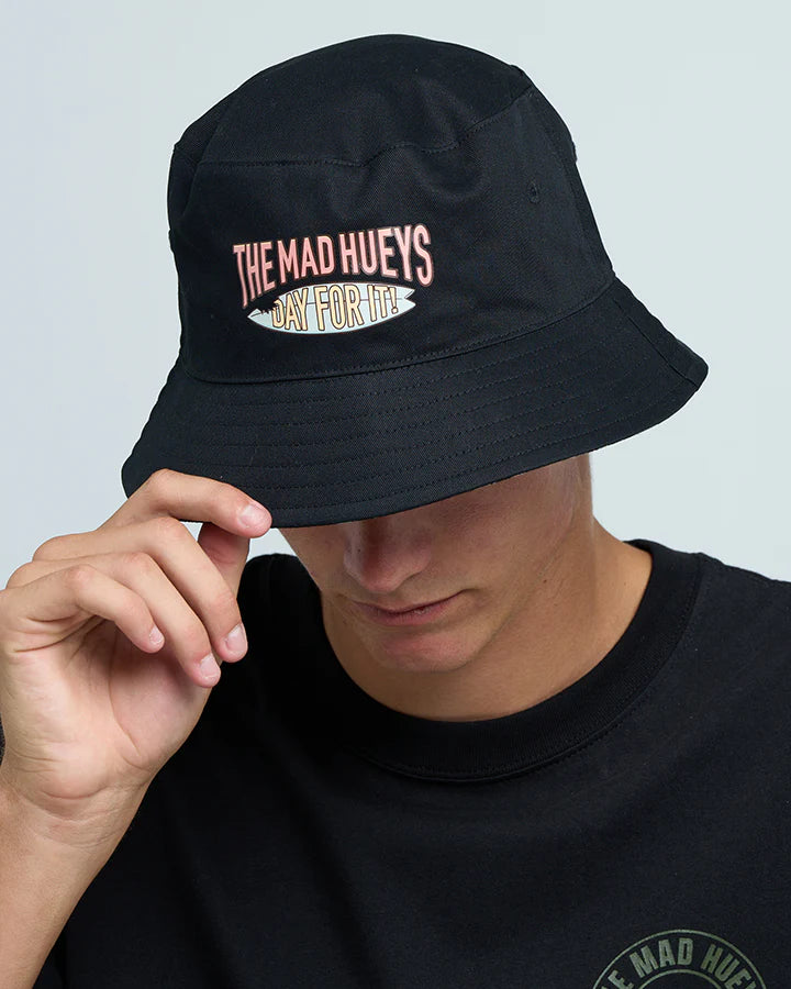 The Mad Hueys Day For It Froggies Reversible Bucket Hat Vintage Black