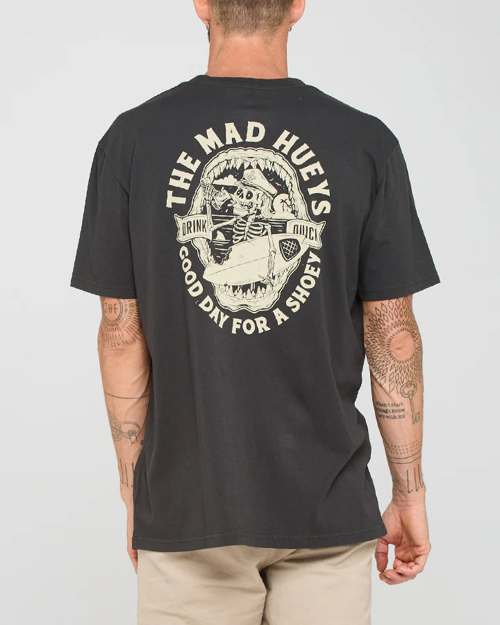 THE MAD HUEYS SHOEY JAWS SS TEE VINTAGE BLACK