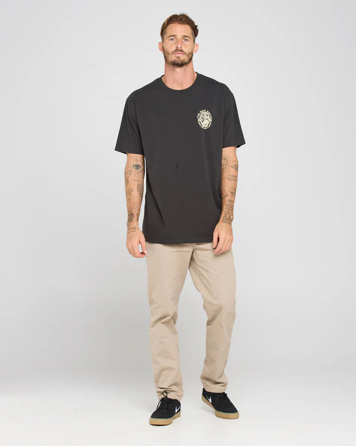 THE MAD HUEYS SHOEY JAWS SS TEE VINTAGE BLACK