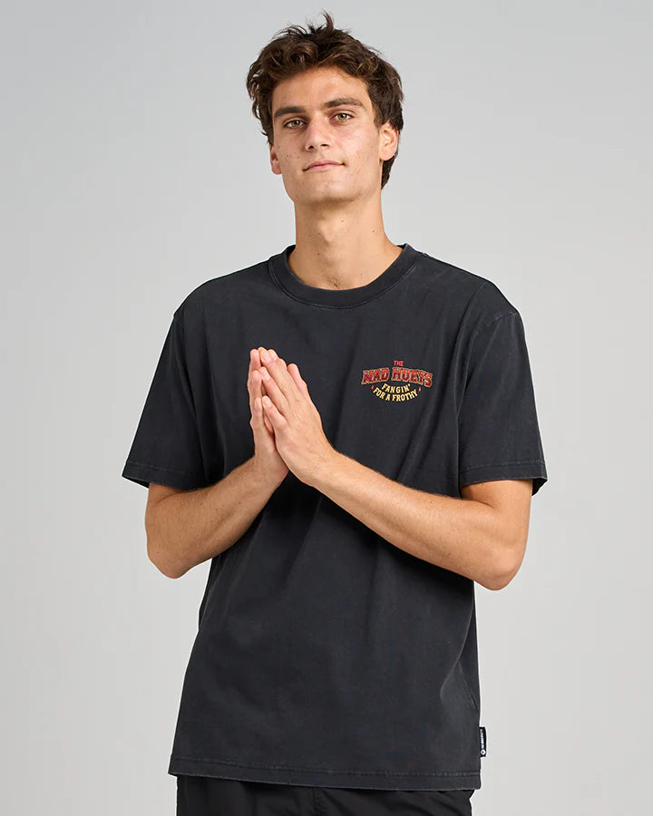 THE MAD HUEYS FANGIN SS TEE WASHED BLACK