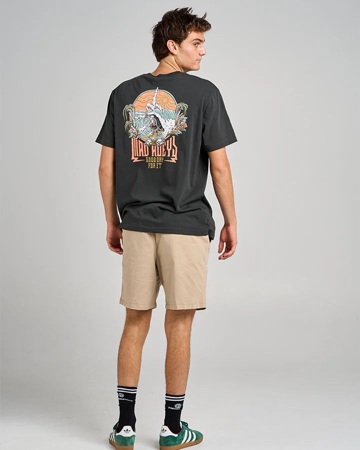 MAD HUEYS SHOEY SESH SS TEE VINTAGE BLACK