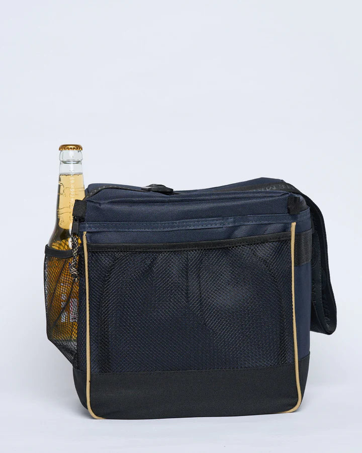The Mad Hueys Beeramundi Cooler Bag | Navy