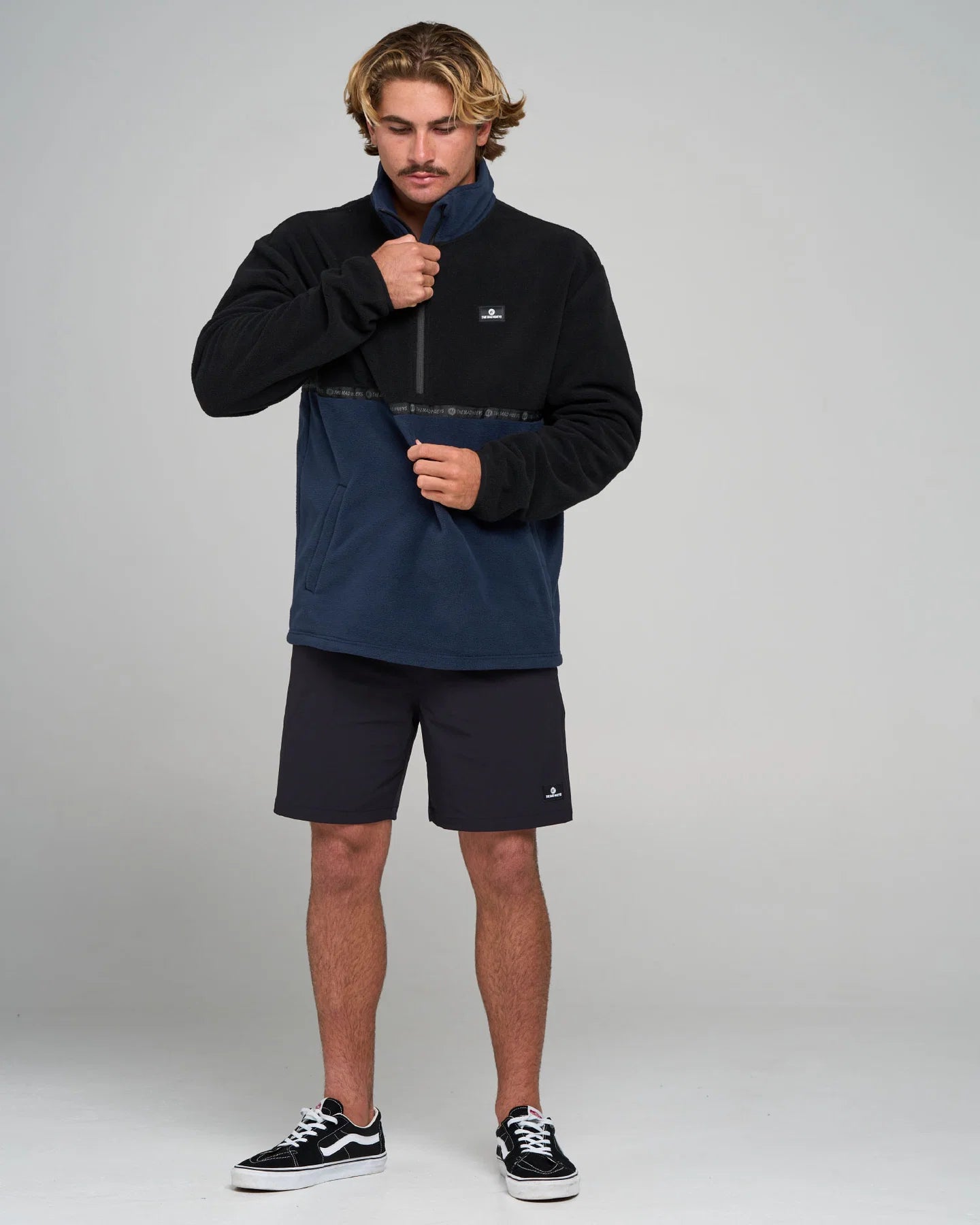 The Mad Hueys Tidal Quater Zip | Navy