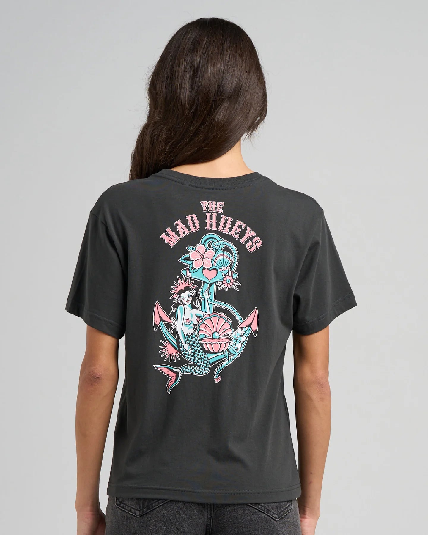 The Mad Hueys Mermaid Anchor Short Sleeve Tee | Vintage Black
