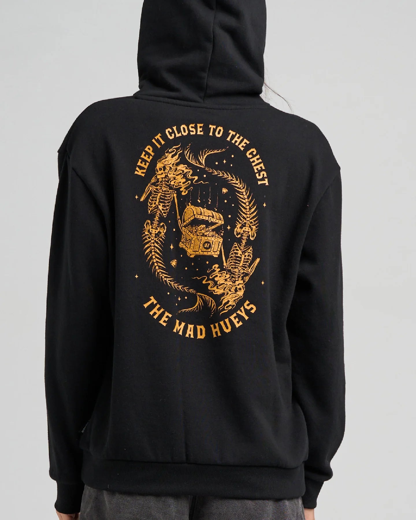 The Mad Hueys Close Chest Hooded Pullover | Black