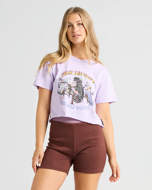 THE MAD HUEYS YEAH THE BIRDS WOMENS CROP SS TEE BABY LILAC